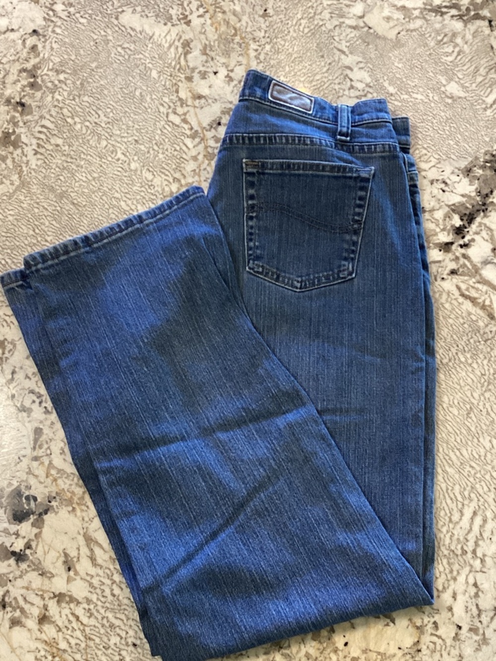 Lee Relaxed Straight Leg Jeans - Size 8 Medium